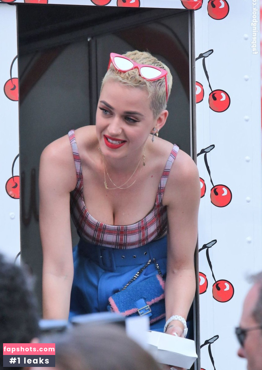 Katy Perry gallery photo #5620