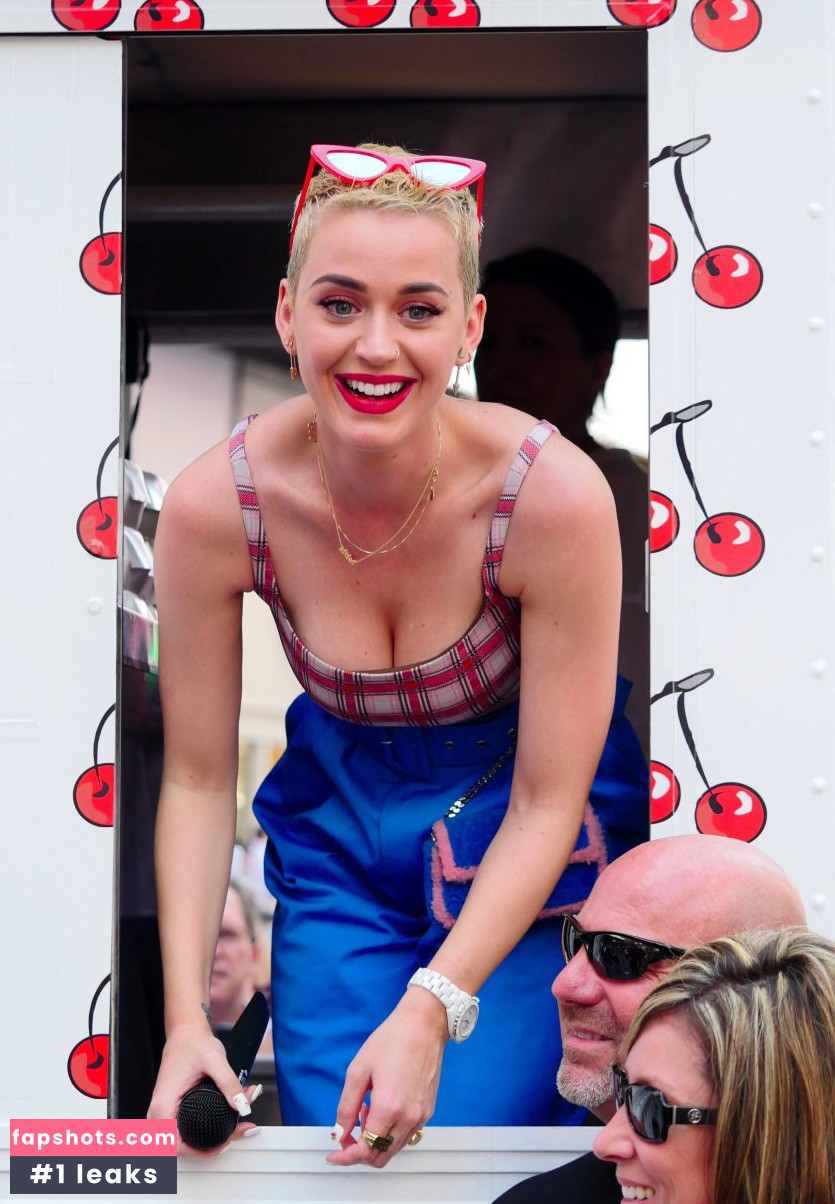 Katy Perry gallery photo #5624