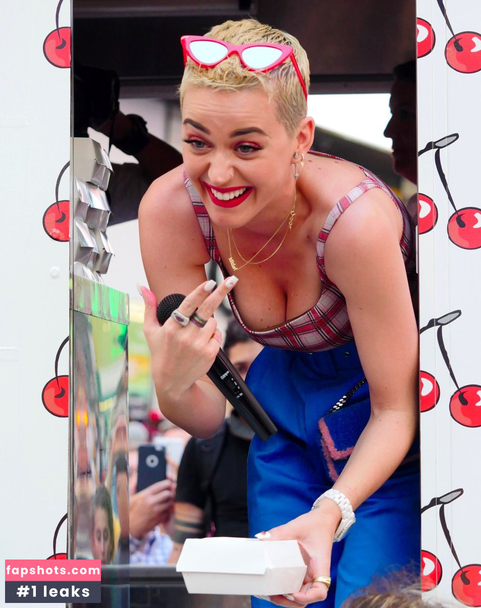 Katy Perry gallery photo #5627