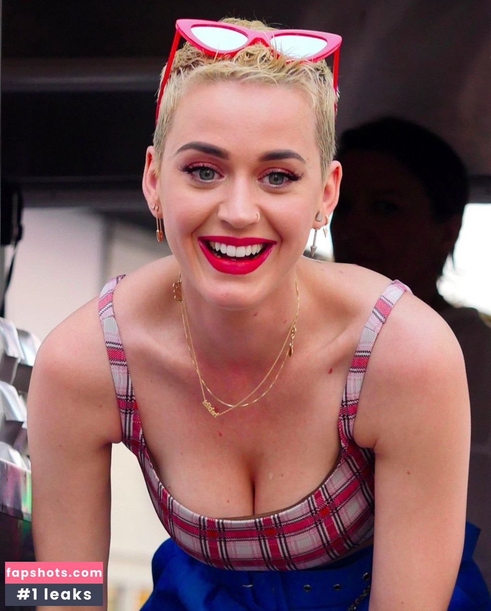 Katy Perry gallery photo #5630
