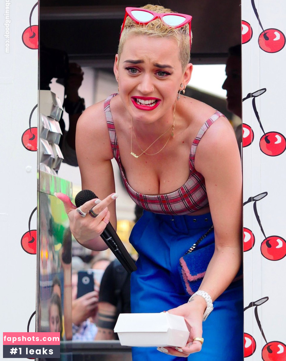 Katy Perry gallery photo #5631