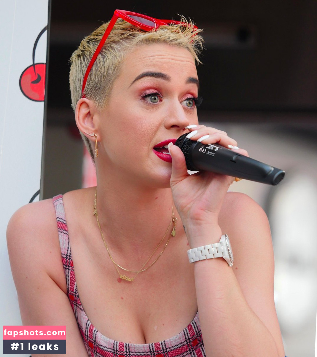 Katy Perry gallery photo #5634