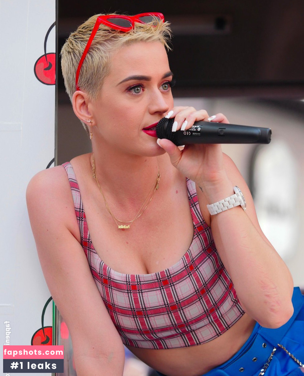 Katy Perry gallery photo #5638