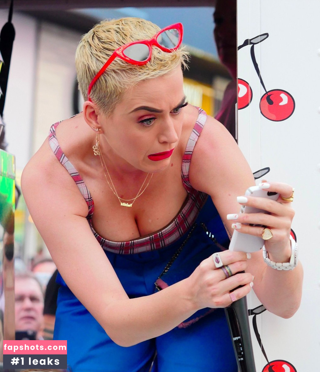 Katy Perry gallery photo #5641