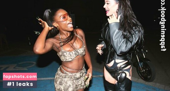 Katy Perry gallery photo #574