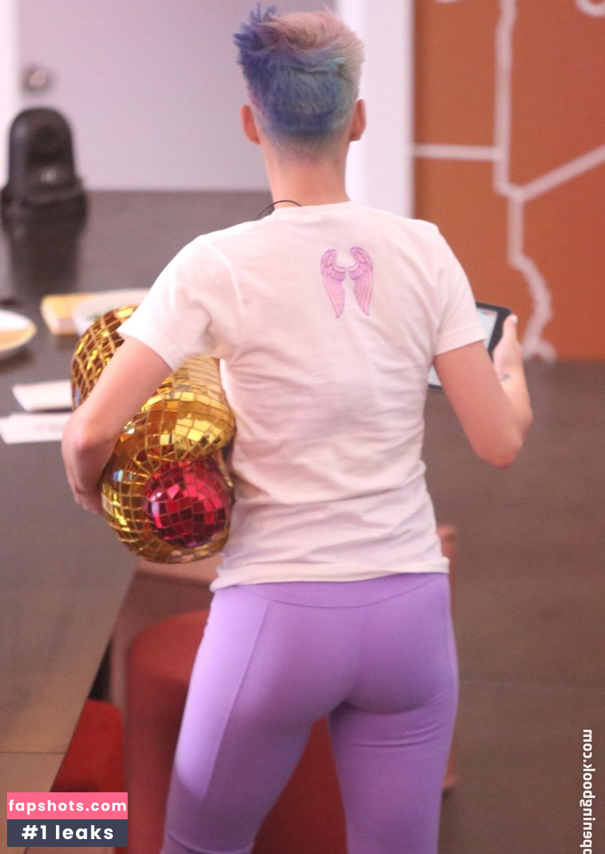 Katy Perry gallery photo #5968