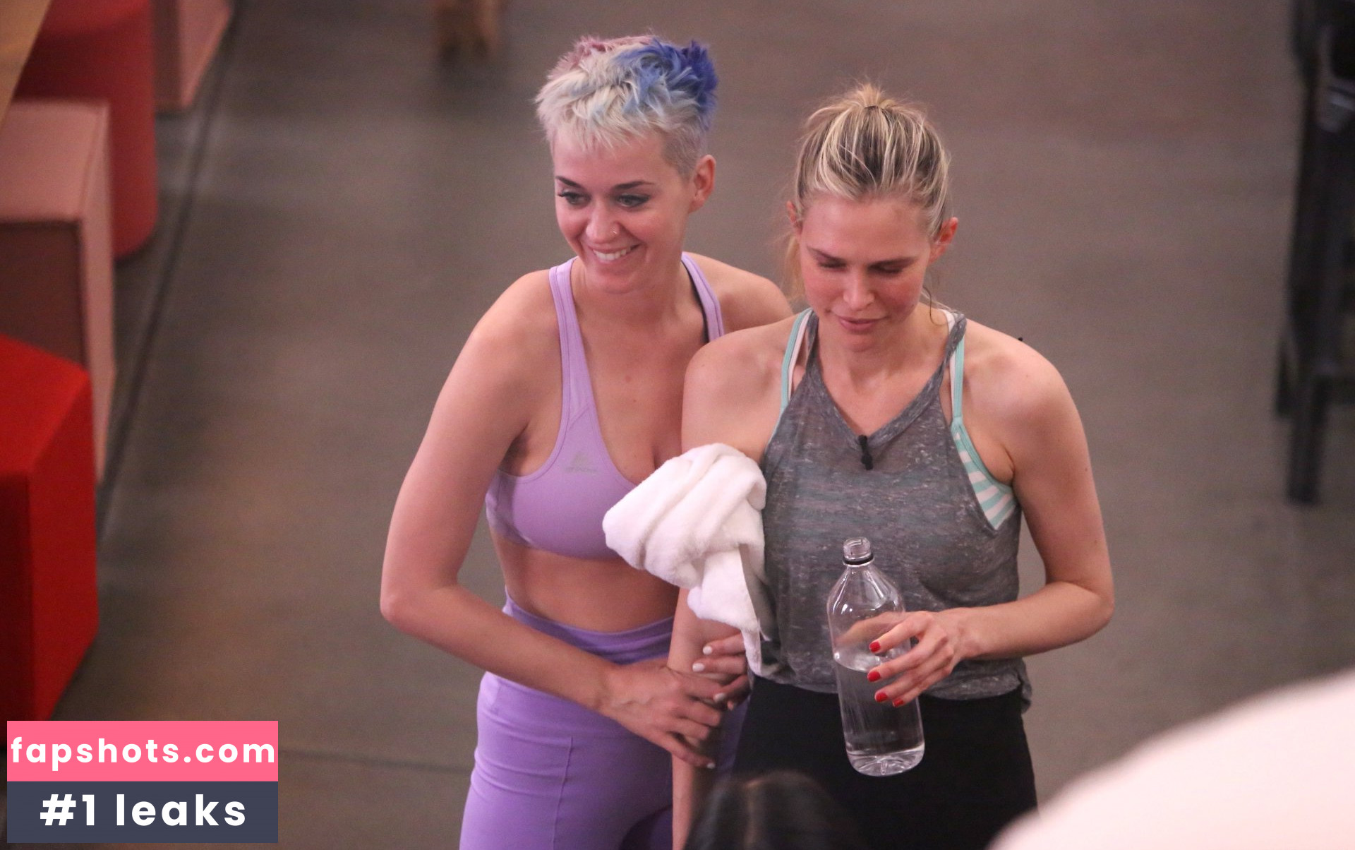 Katy Perry gallery photo #5982