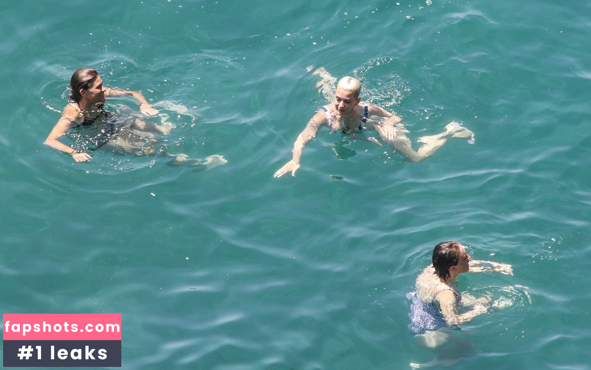 Katy Perry gallery photo #6080