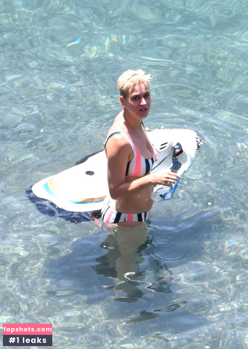Katy Perry gallery photo #6102