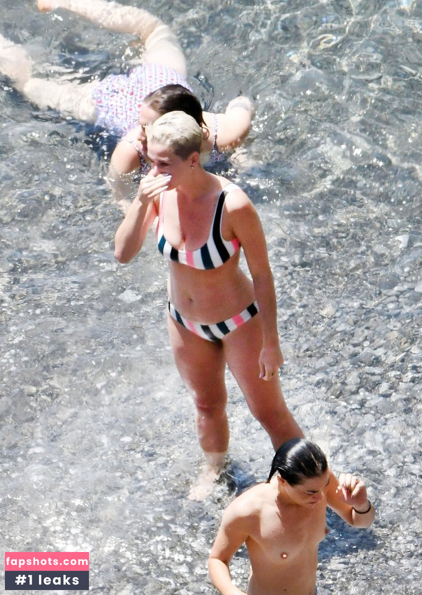 Katy Perry gallery photo #6103