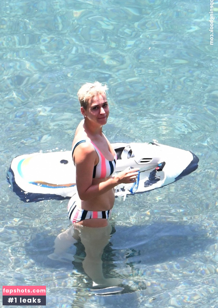 Katy Perry gallery photo #6106