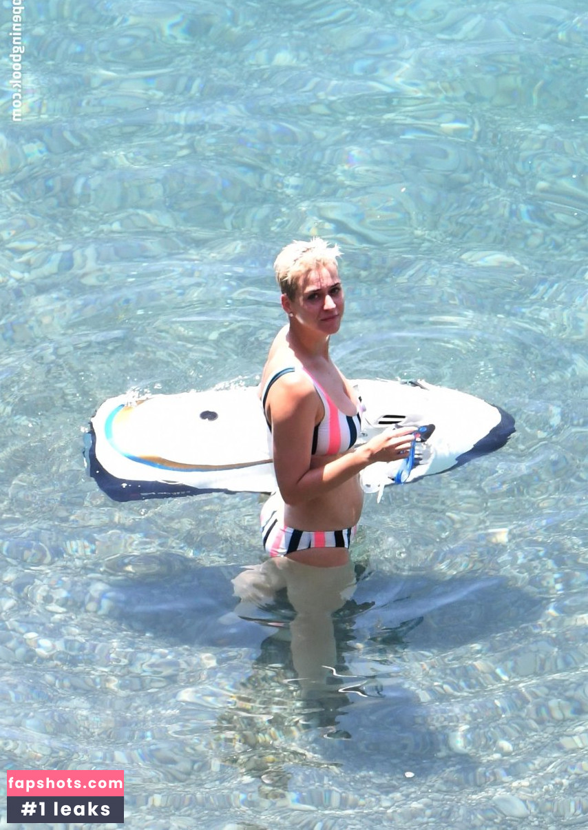 Katy Perry gallery photo #6113