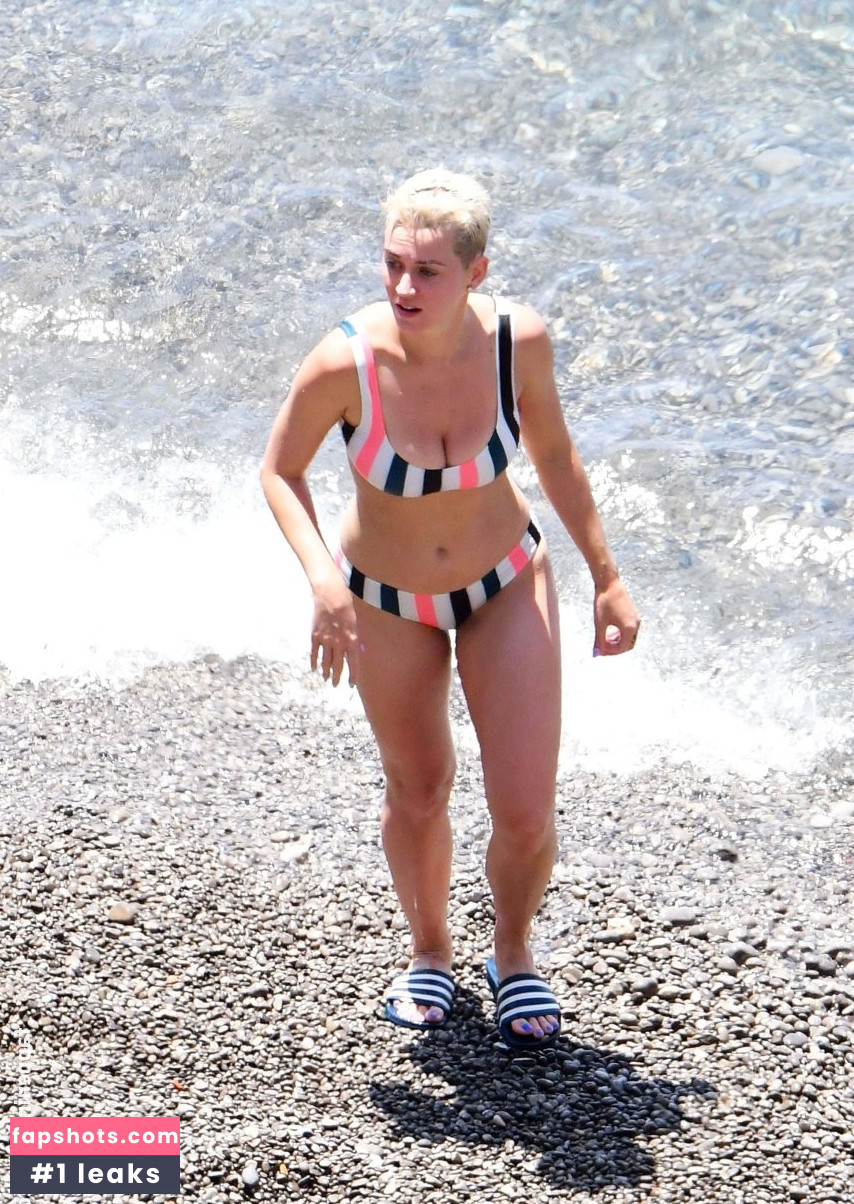 Katy Perry gallery photo #6116