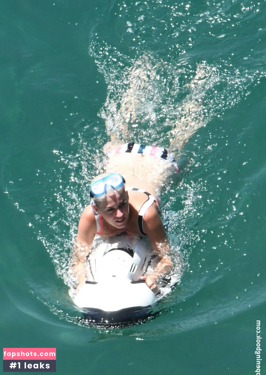 Katy Perry gallery photo #6145