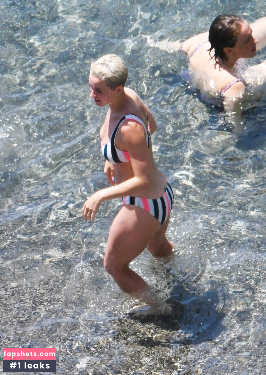 Katy Perry gallery photo #6176
