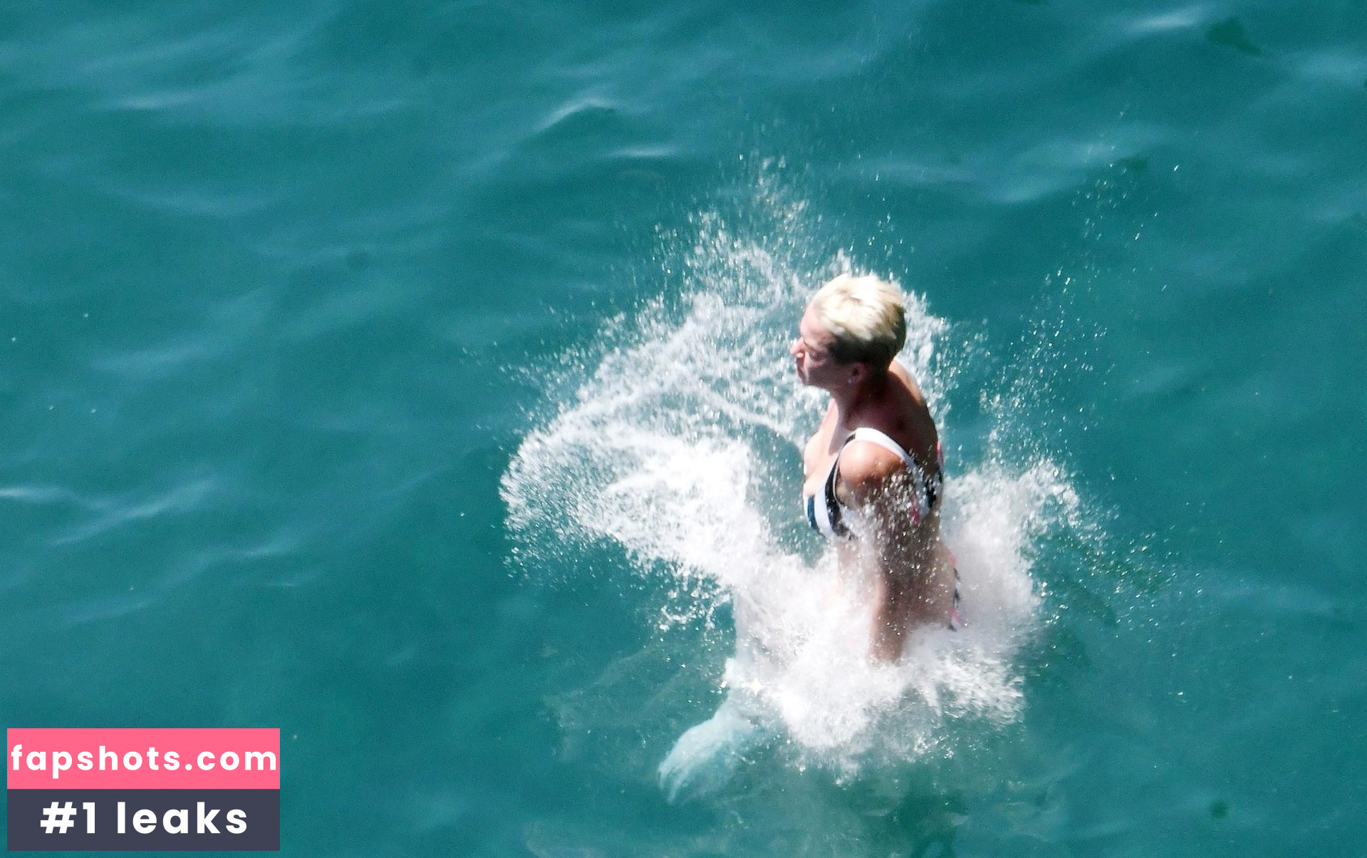 Katy Perry gallery photo #6178