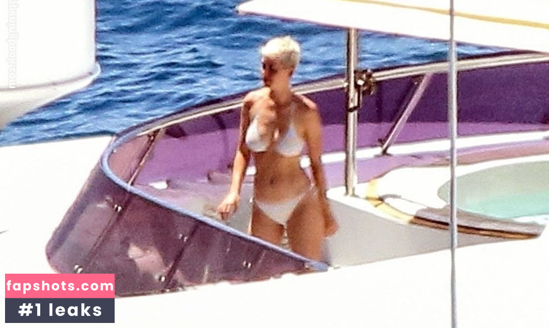 Katy Perry gallery photo #6201