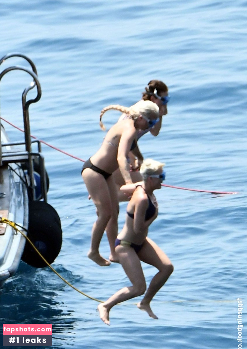 Katy Perry gallery photo #6225