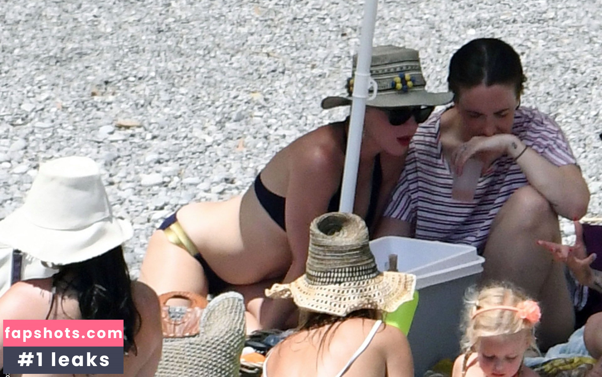 Katy Perry gallery photo #6273