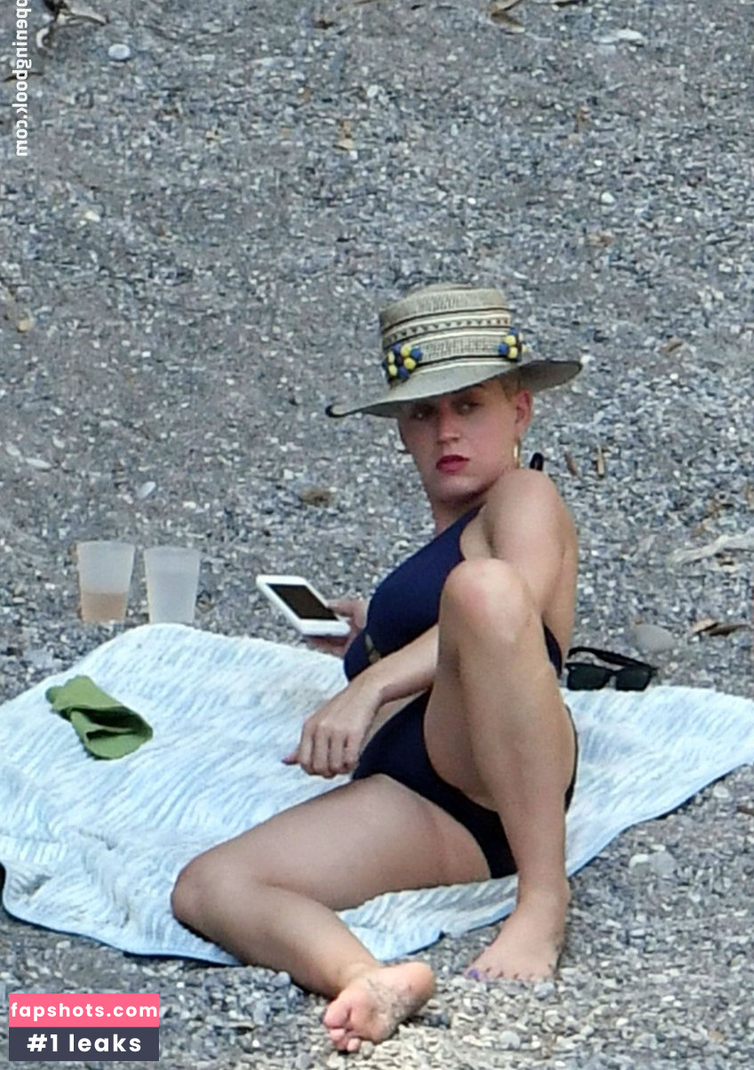 Katy Perry gallery photo #6331