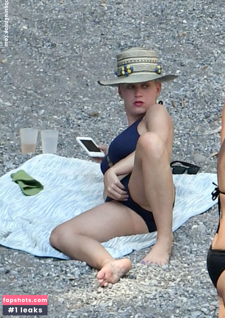 Katy Perry gallery photo #6337