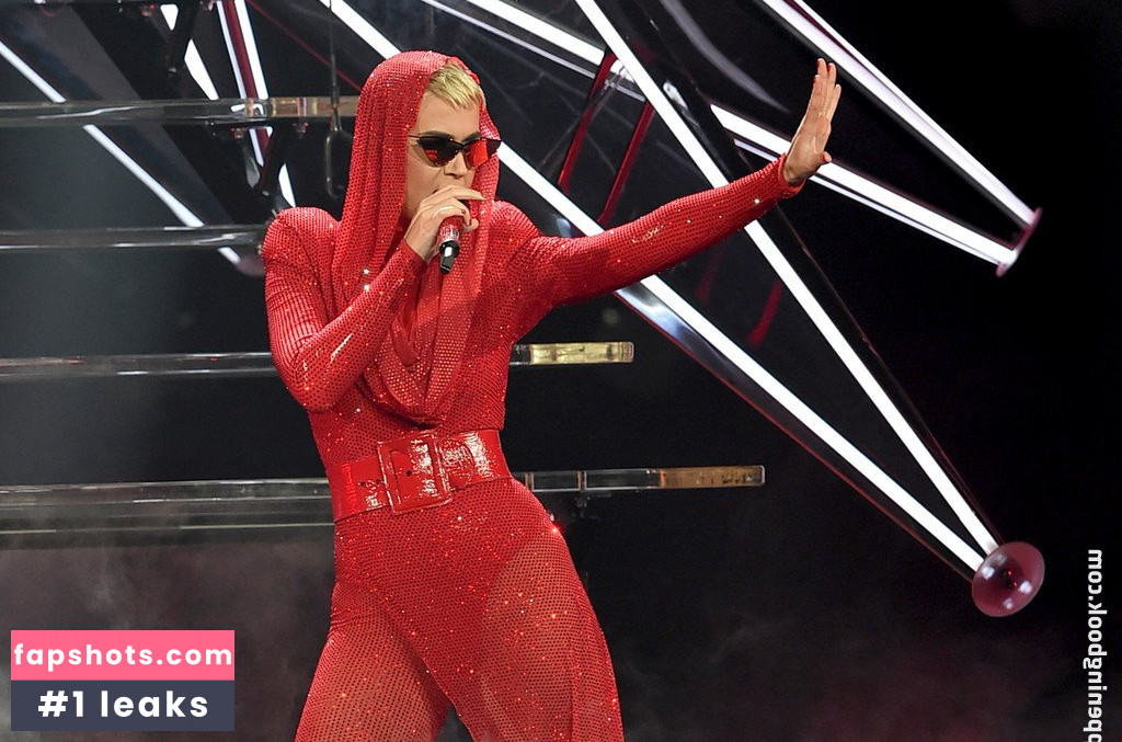 Katy Perry gallery photo #6492