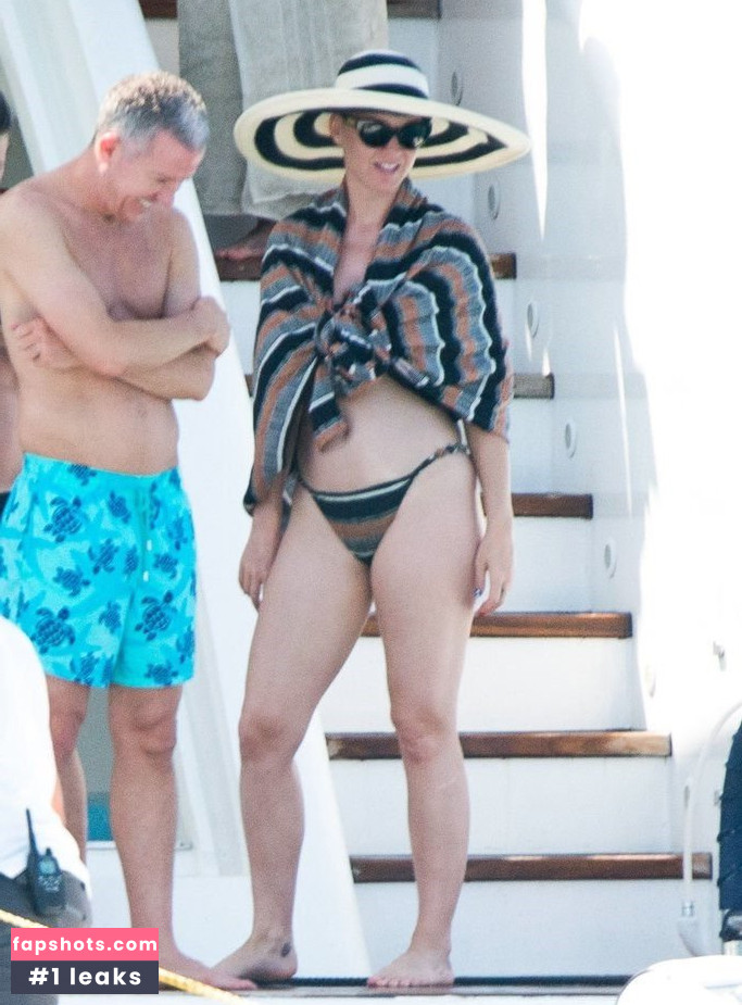 Katy Perry gallery photo #6588