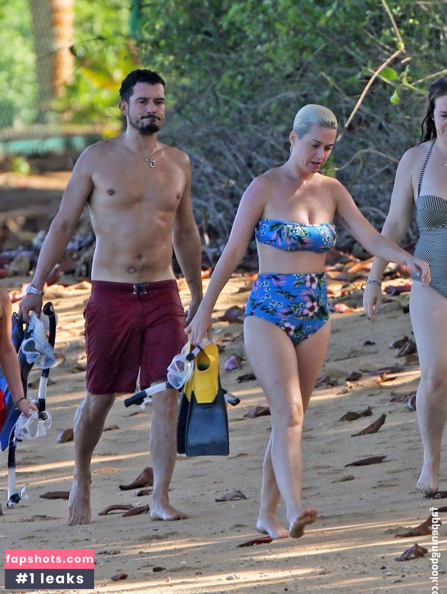 Katy Perry gallery photo #6677