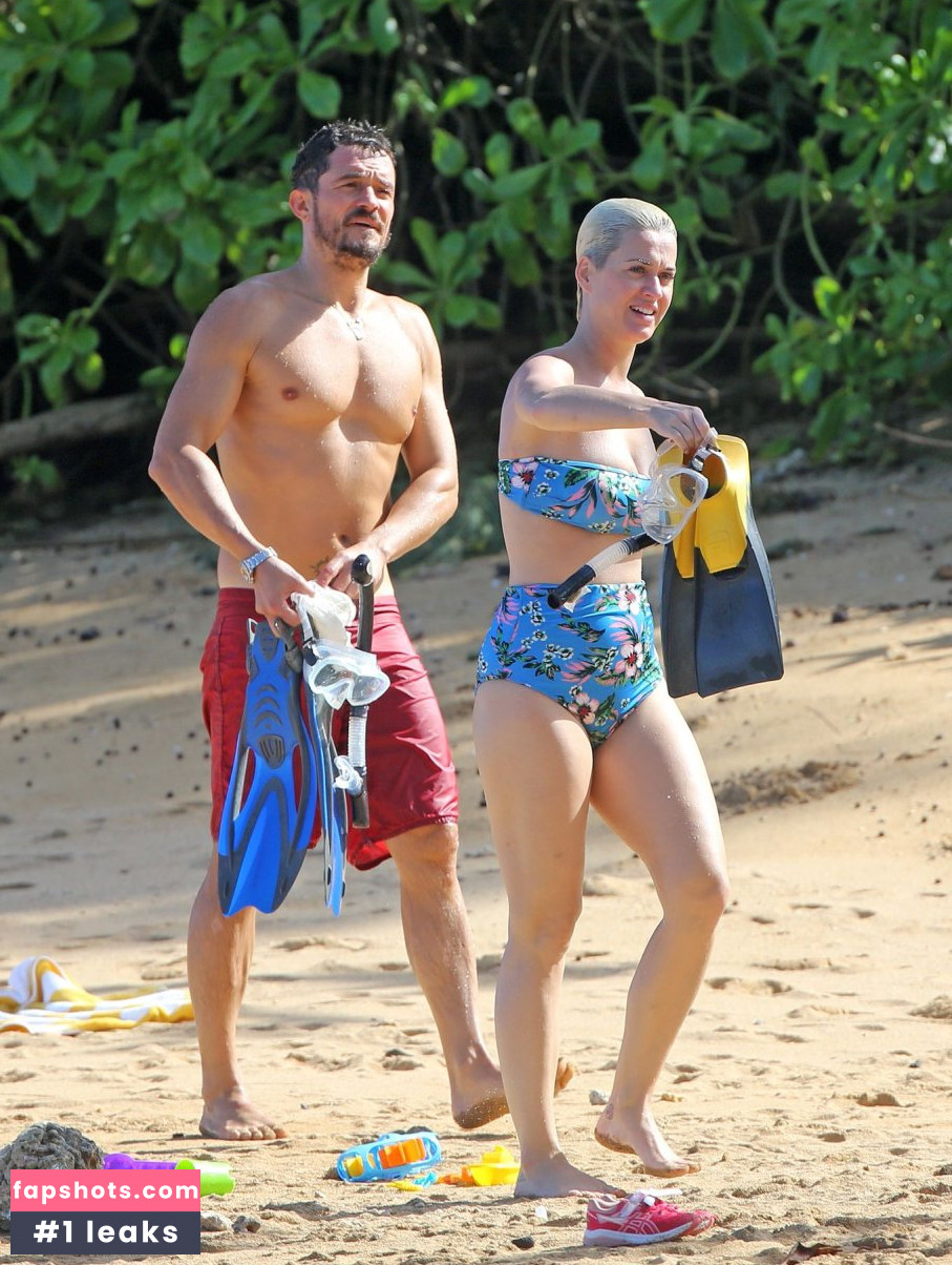 Katy Perry gallery photo #6685