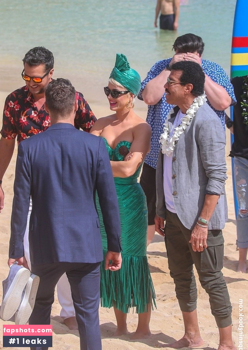 Katy Perry gallery photo #6714