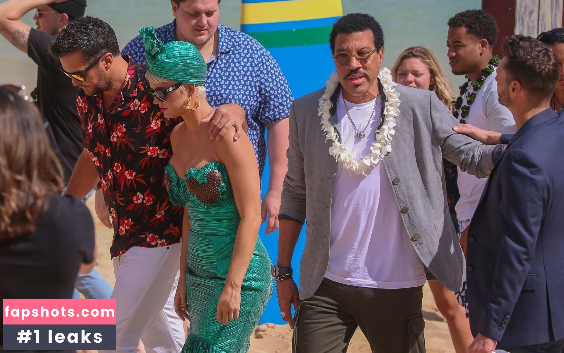 Katy Perry gallery photo #6719