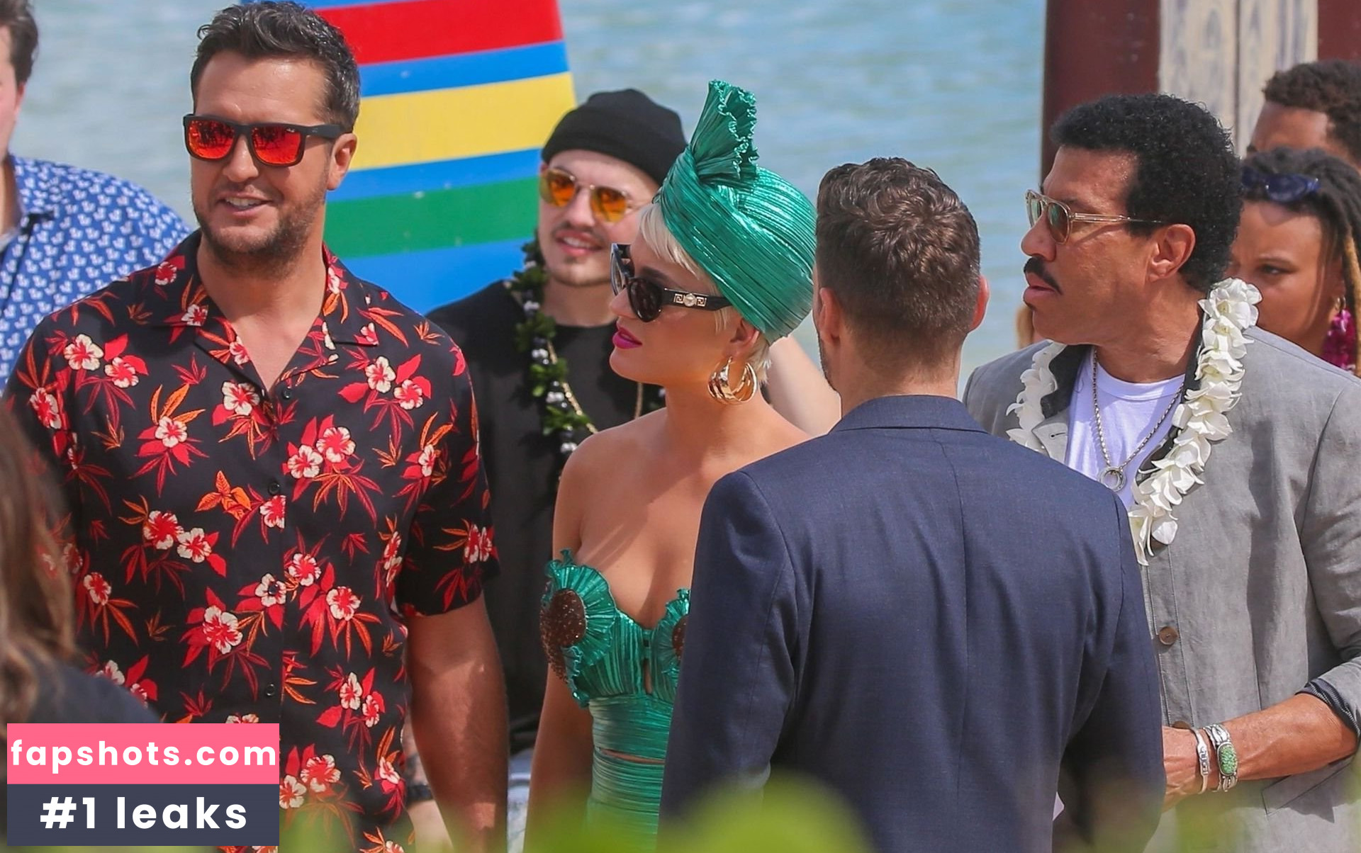 Katy Perry gallery photo #6721