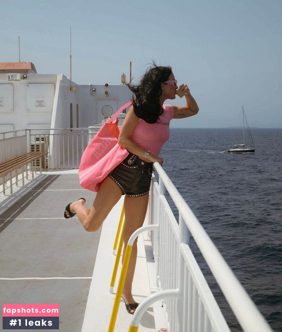 Katy Perry gallery photo #815