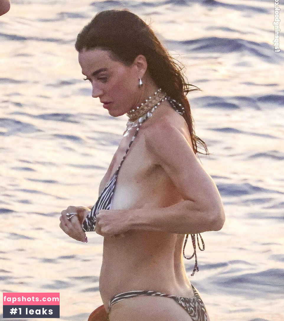 Katy Perry gallery photo #879