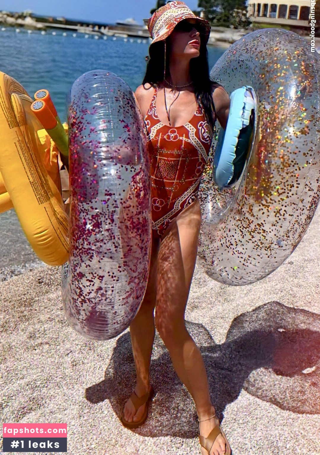 Katy Perry gallery photo #900