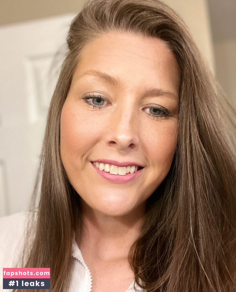 Katy With A Booty gallery photo #14