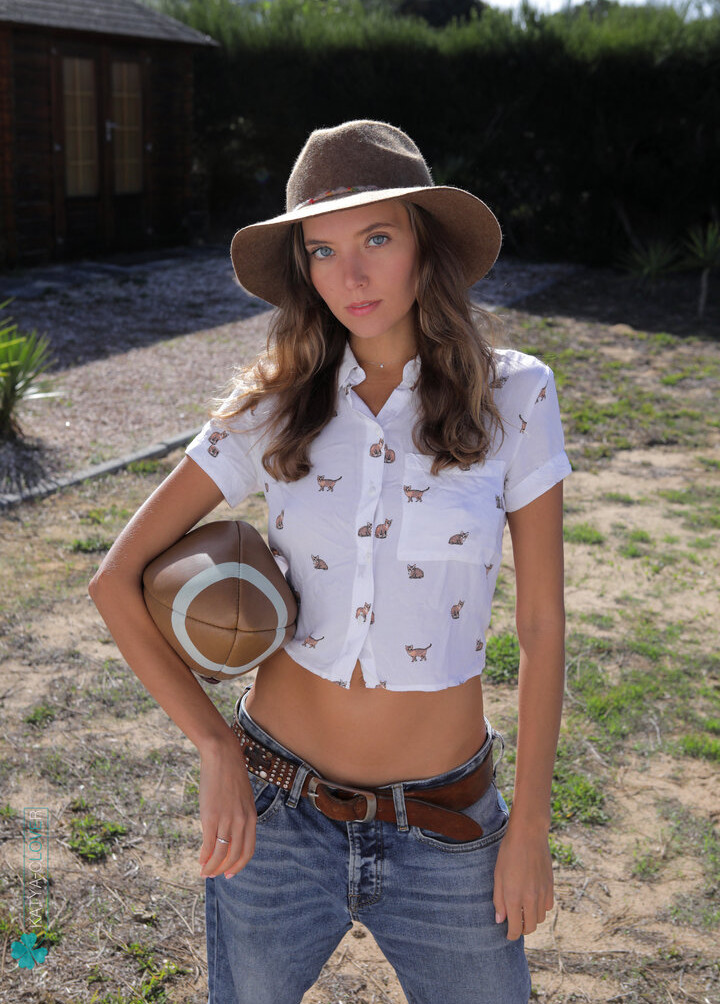 katya-clover-4 gallery photo #3029