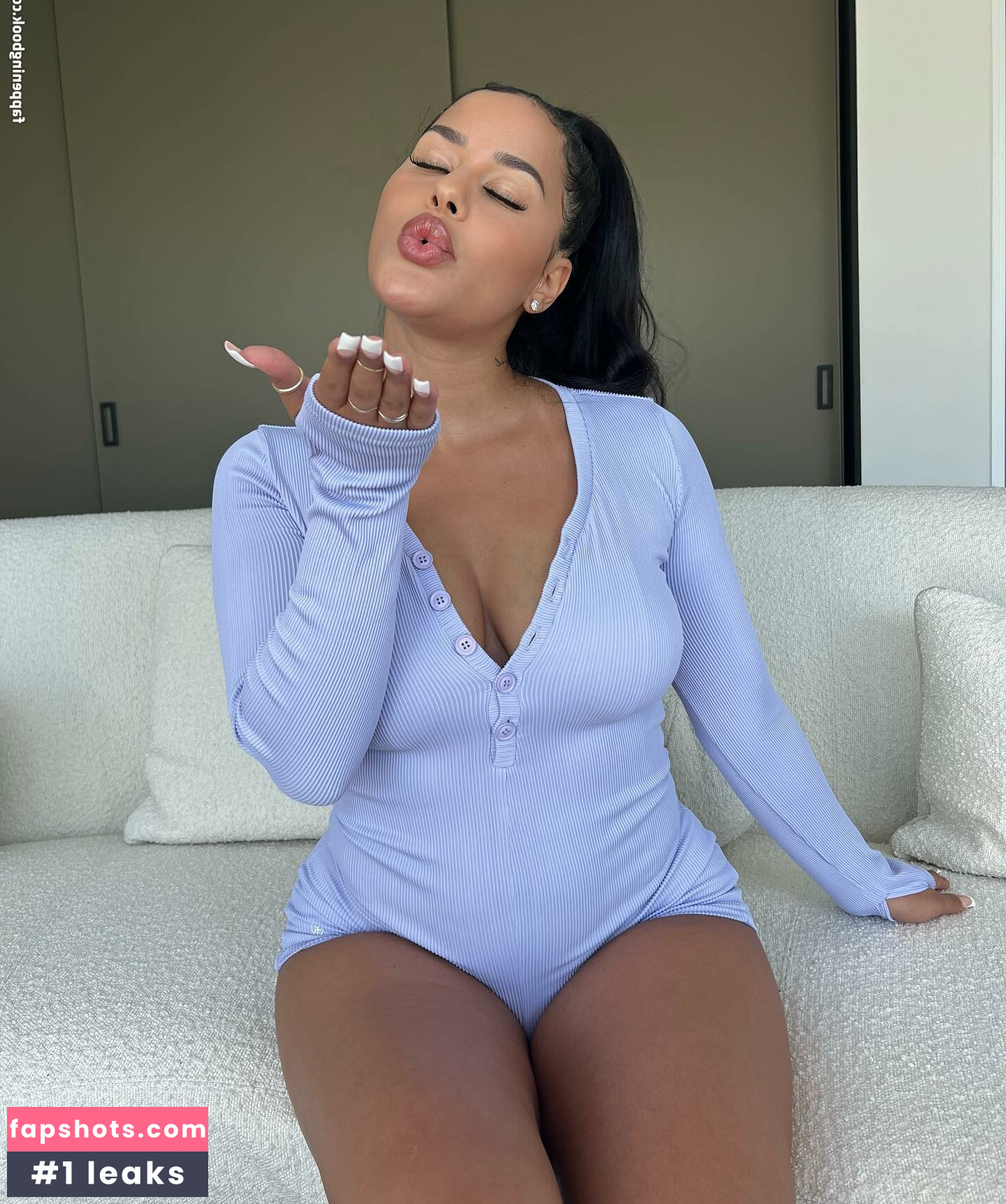 Katya Elise Henry gallery photo #171