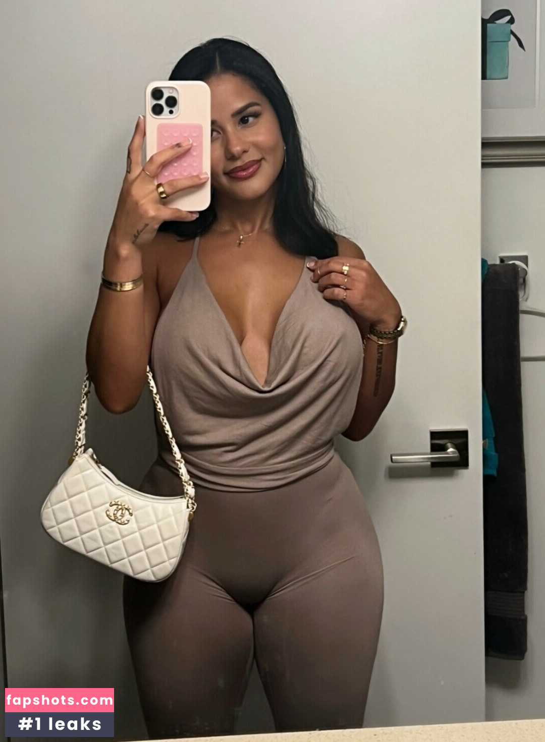 Katya Elise Henry gallery photo #83