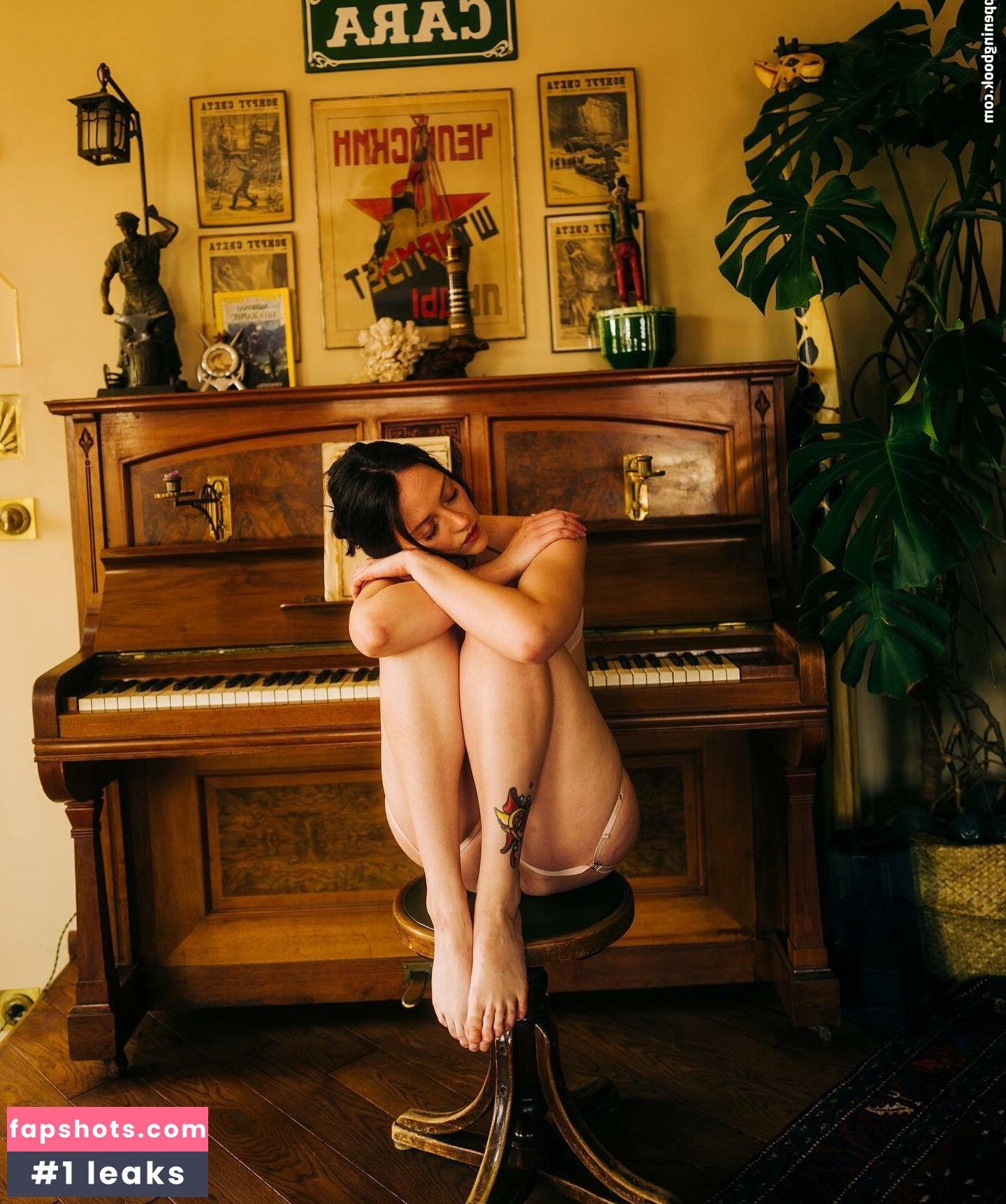 katya_mozhina gallery photo #47