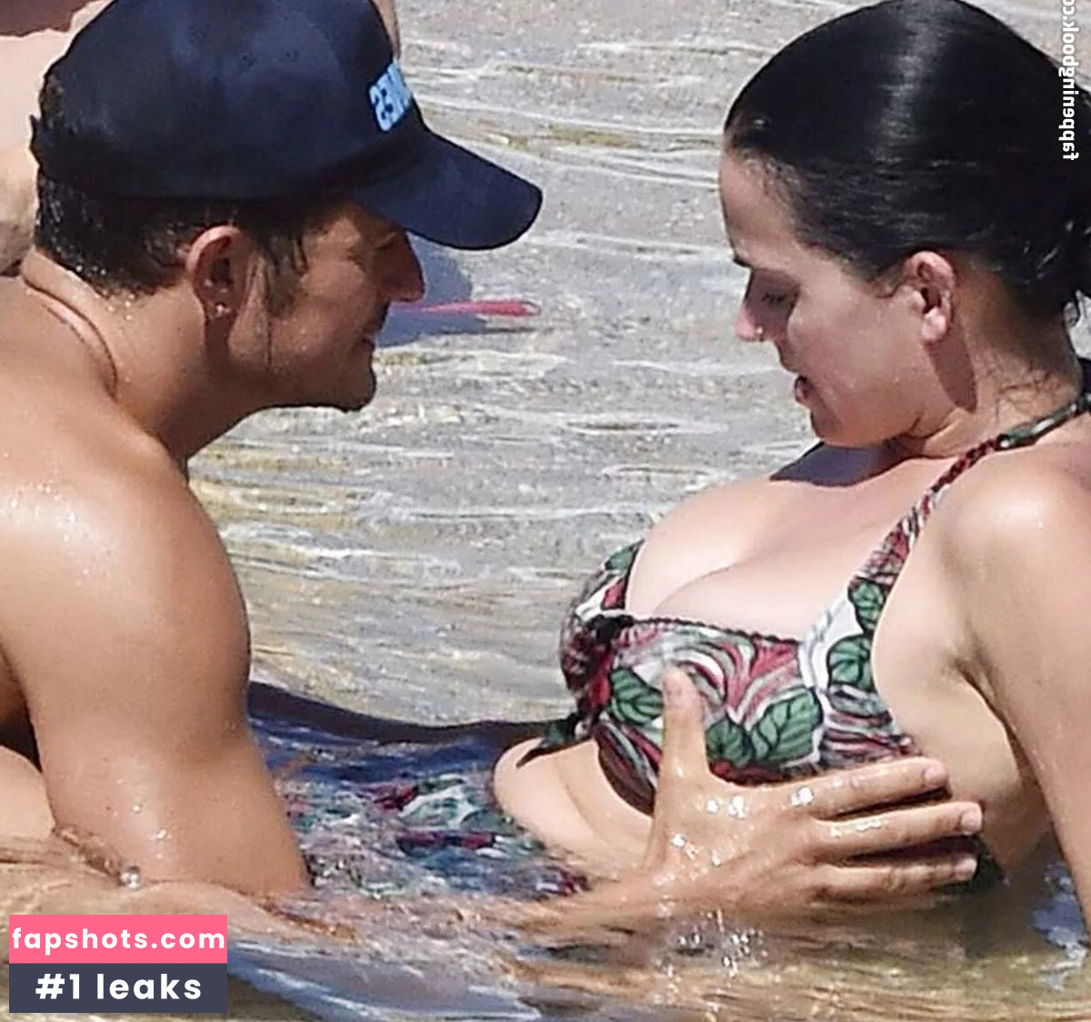 KatyPerry gallery photo #16