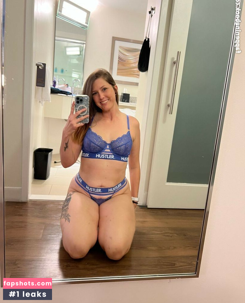 katywithabooty gallery photo #18