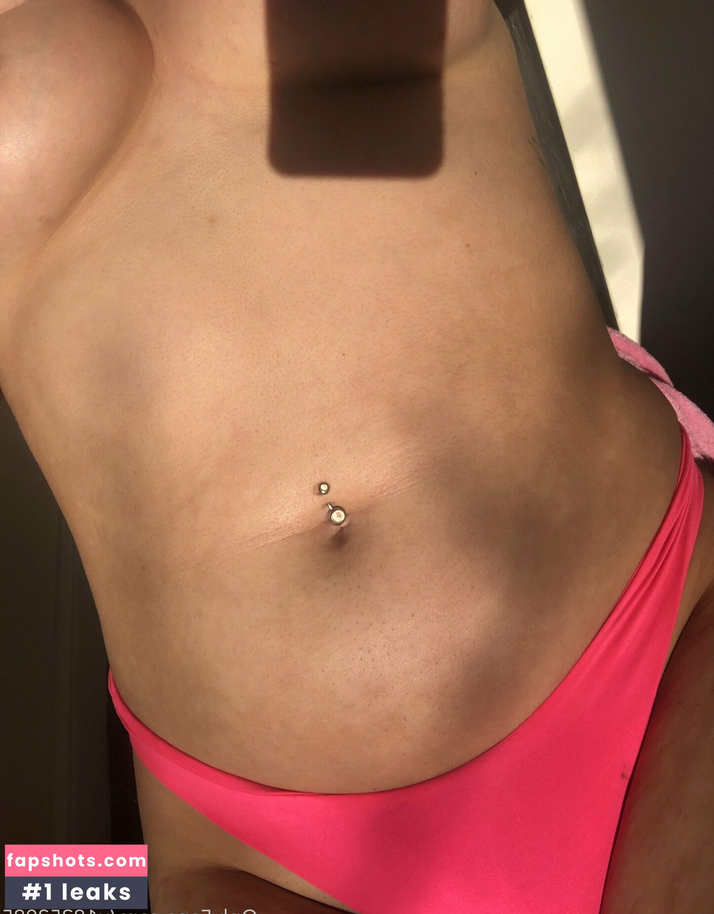 katyy_uk nude babe gallery