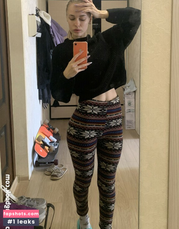 Kawaii__ookami gallery photo #5