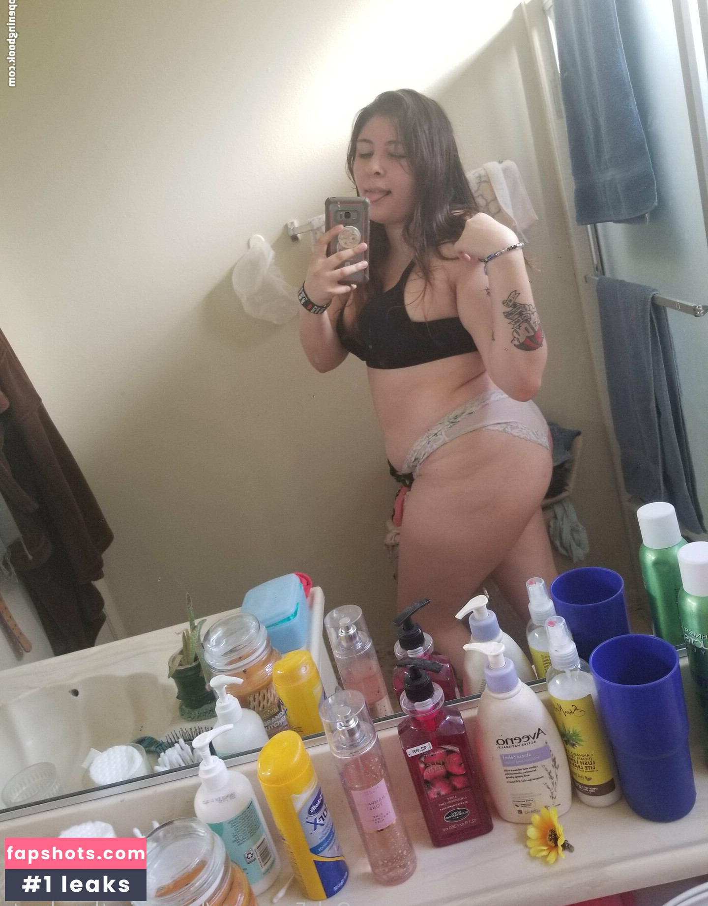 kawaiicinnabon56 gallery photo #2