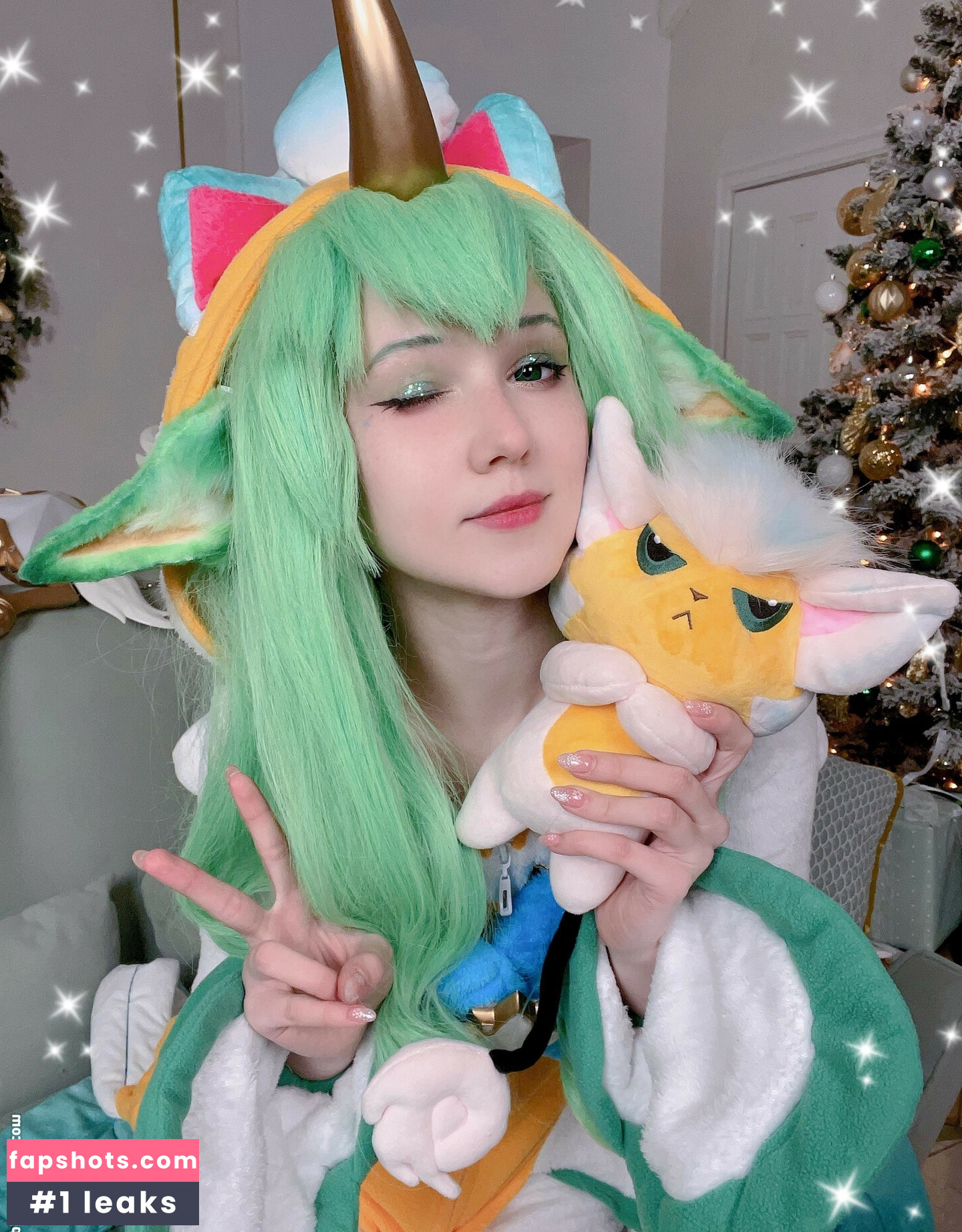 Kawaiifox gallery photo #2