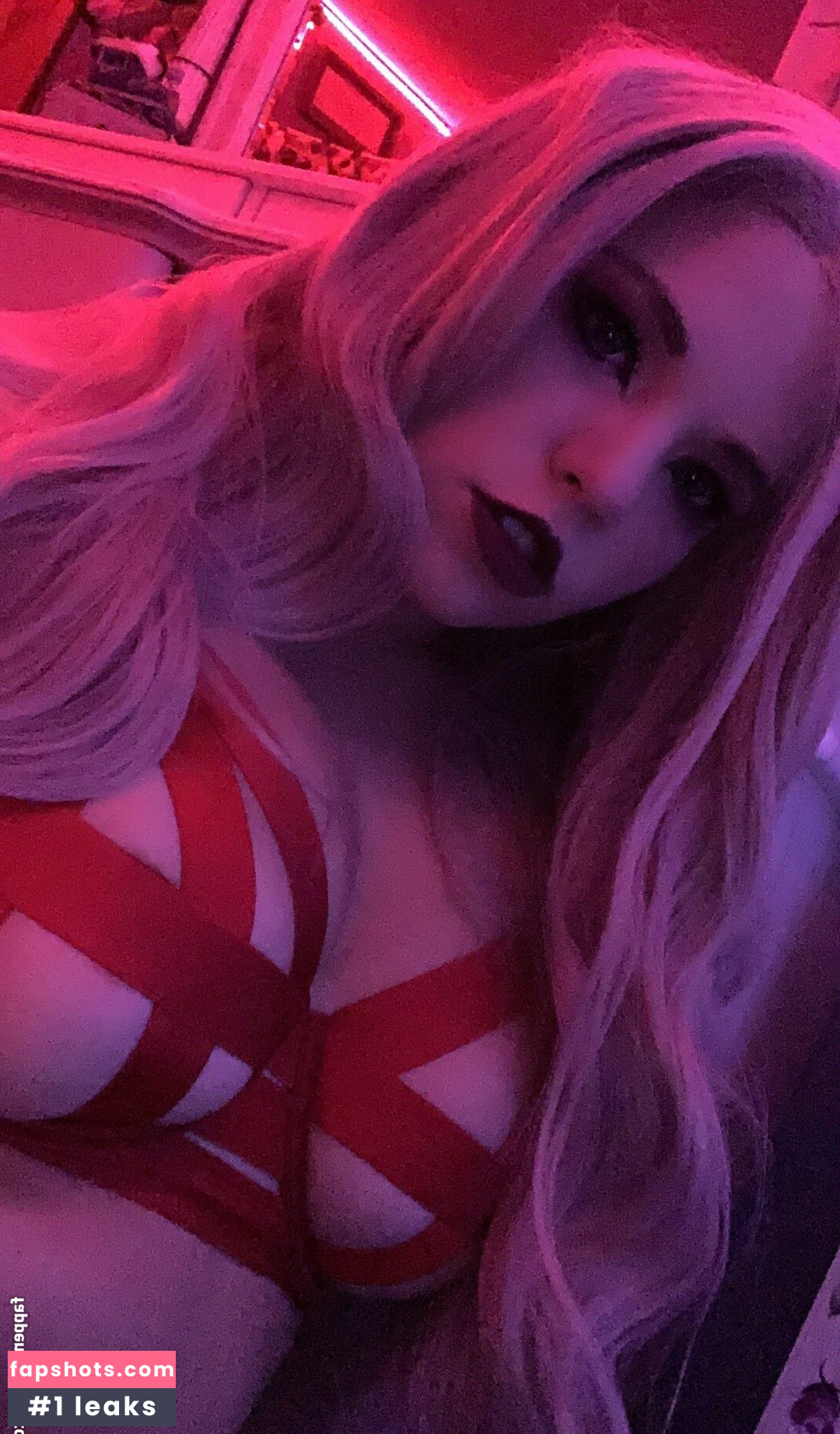 Kawaiikiwicosplay gallery photo #18