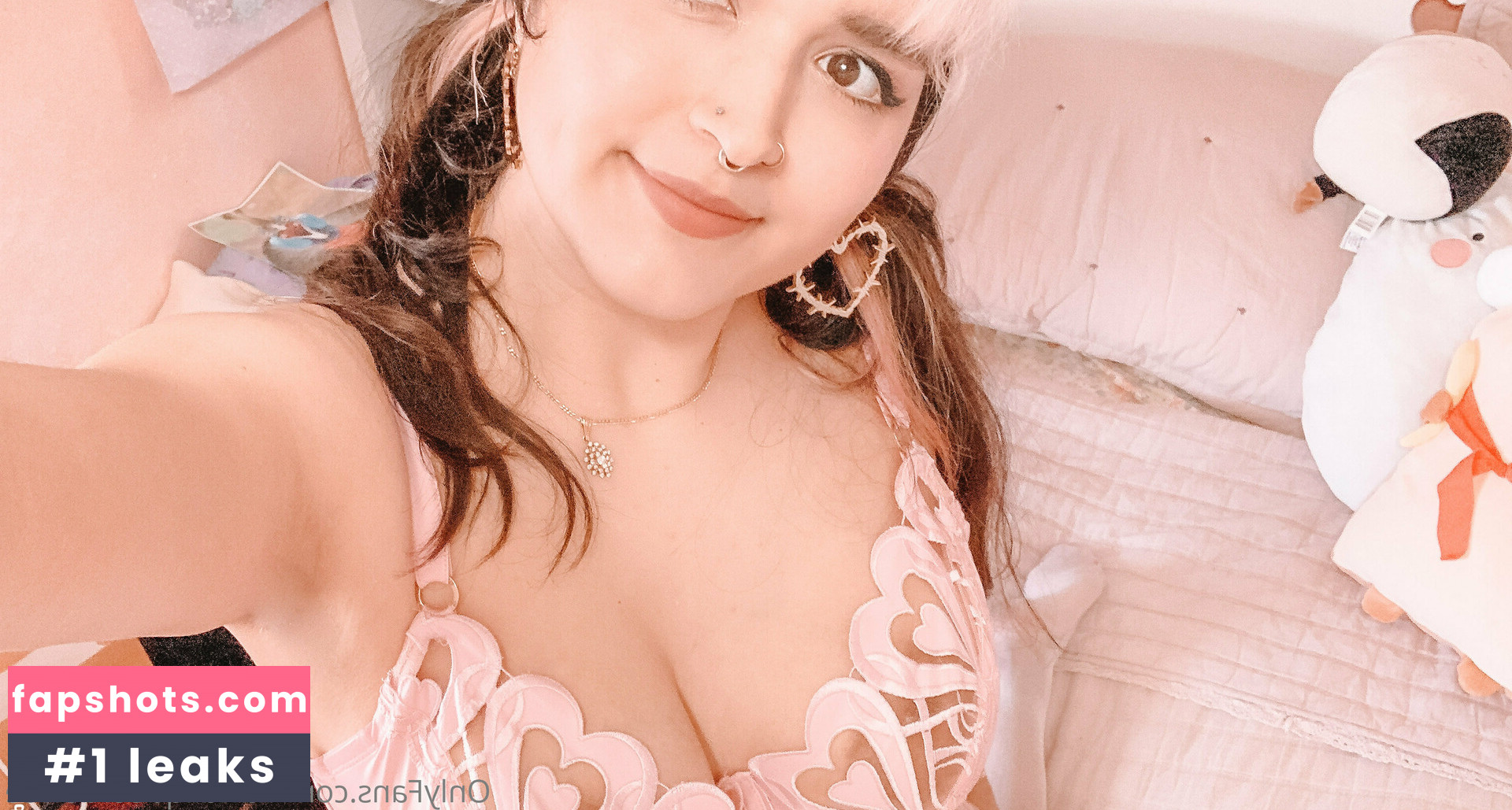 kawaiiqueerdofree Nude Leaks OnlyFans Photos #3 - LeakJerk