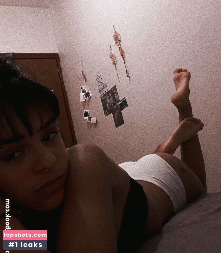 Kawencinha Filtración Desnuda OnlyFans Foto #3 - Fapshots