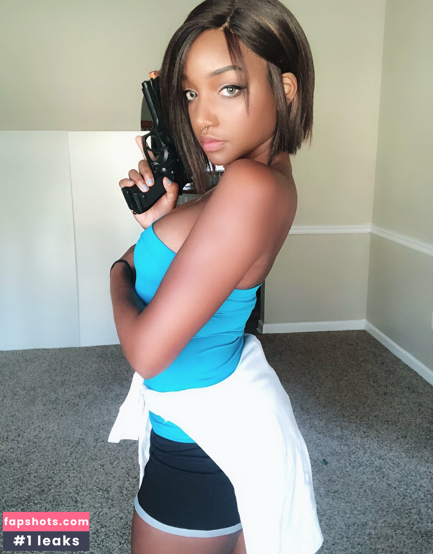 Kay Bear gallery photo #34